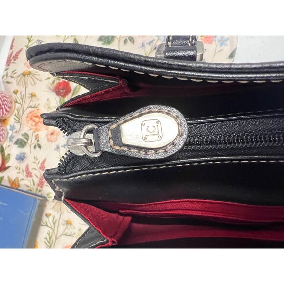 Liz Claiborne Black Leather Shoulder Bag Red Interior Pockets Shoulder Strap 28” - Picture 5 of 9